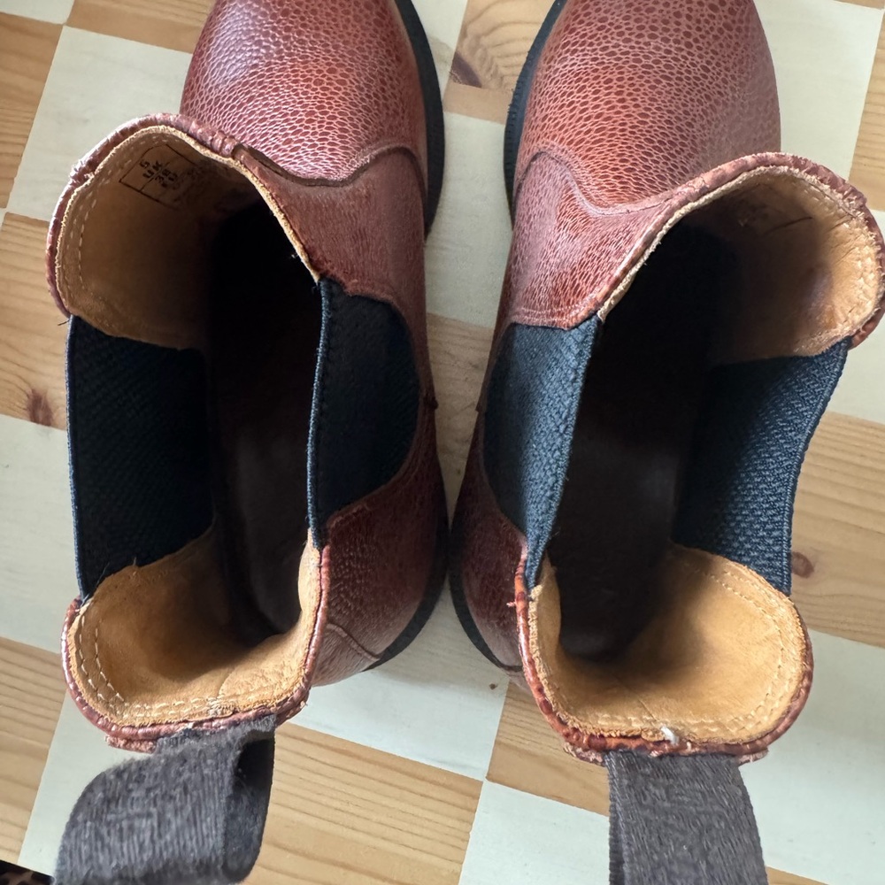 Dr. Martens Chestnut Leather Chelsea Boots - Picture 5 of 7